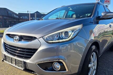 Hyundai ix35 198.000 km 8.999 &euro; Mönchengladbach 41238