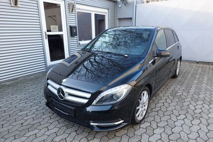 Mercedes-Benz B 220 159.000 km 12.499 &euro; Düsseldorf 40231