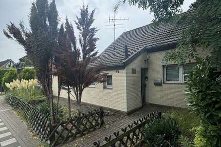 Grundstück Düsseldorf Stadtbezirk 5 - 830.000&euro; | Angebot:27100847