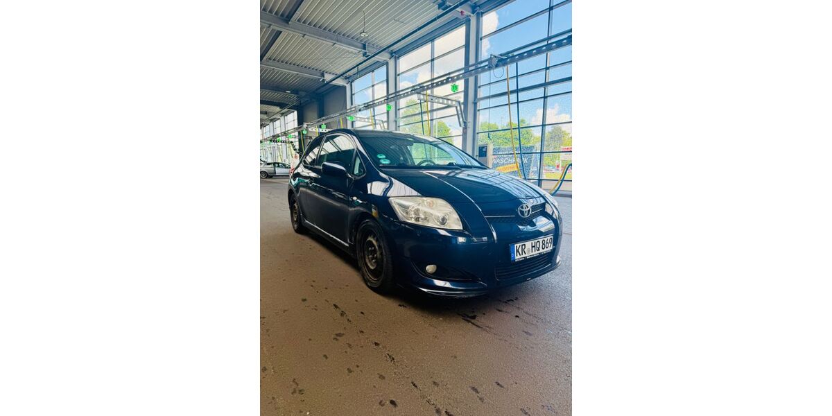 Toyota Auris 253.710 km 2.750 &euro; Krefeld 47803