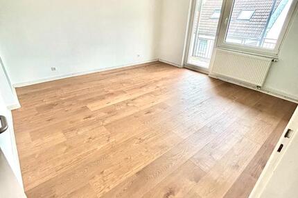 Wohnung Krefeld Cracau - 2 Zimmer, 67 m&sup2;, 950&euro; | Angebot:26613523