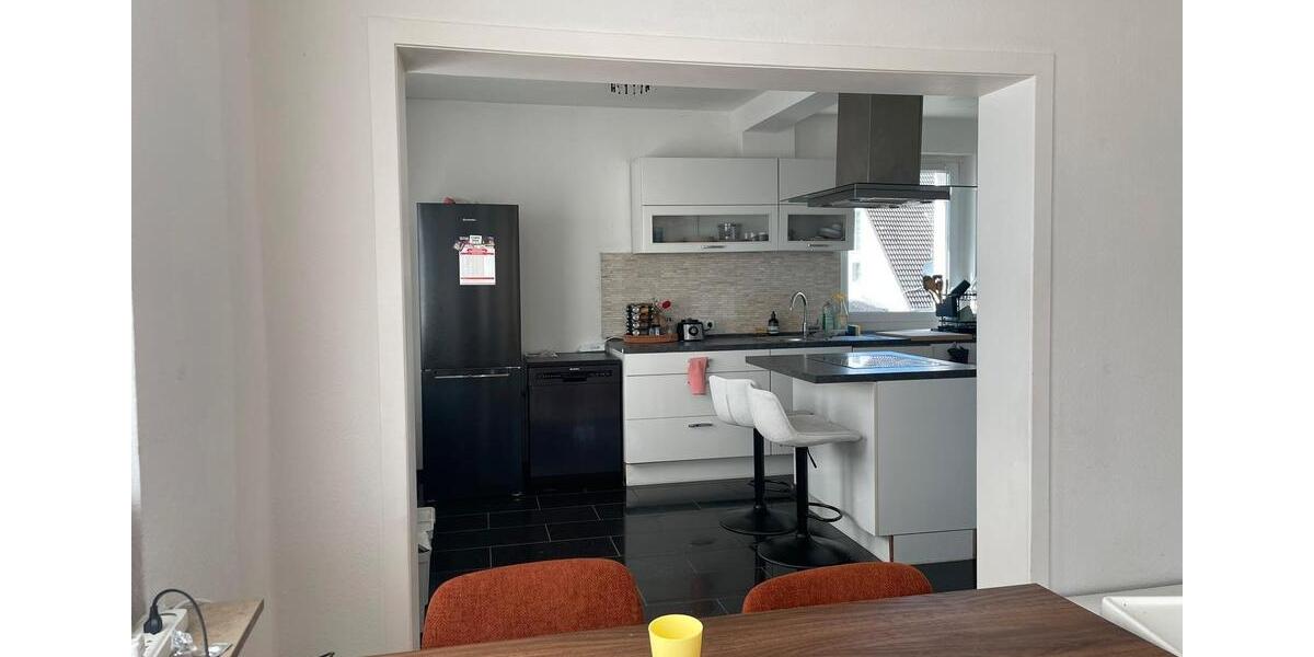 Etagenwohnung Ratingen Tiefenbroich - 3 Zimmer, 105 m&sup2;, 1.100&euro; | Angebot:26532618