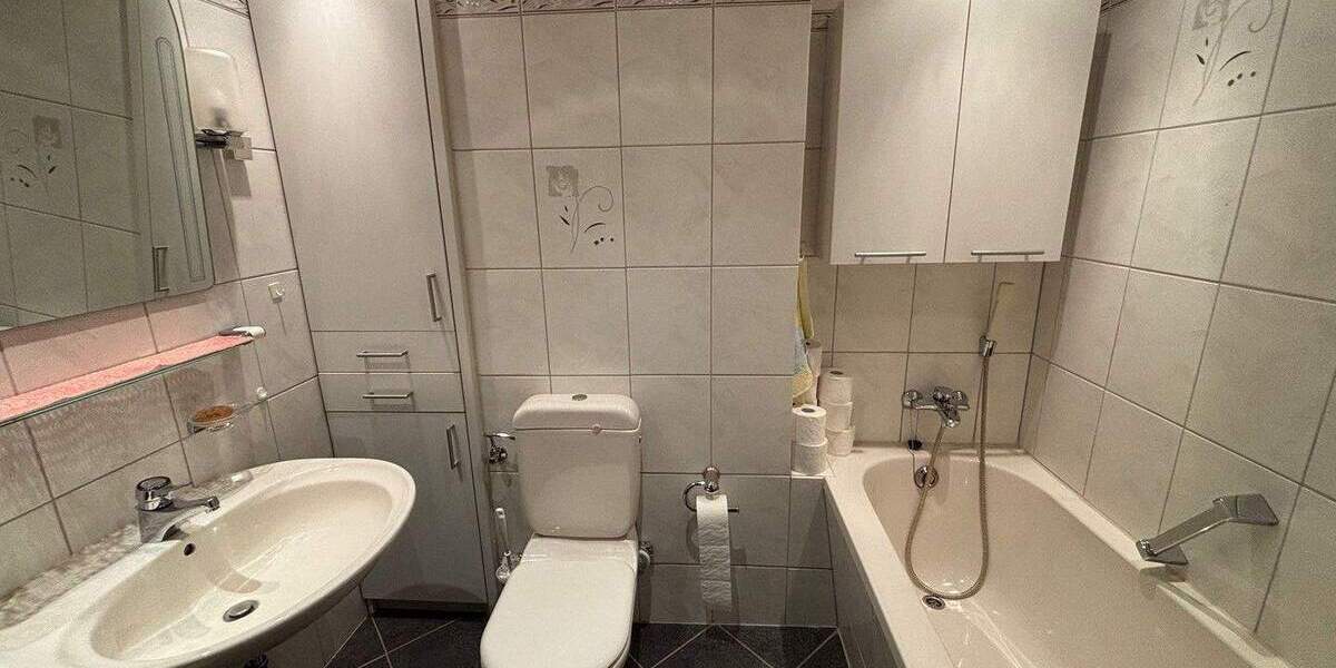 Etagenwohnung Nettetal Lobberich - 3 Zimmer, 81 m&sup2;, 169.000&euro; | Angebot:25693375