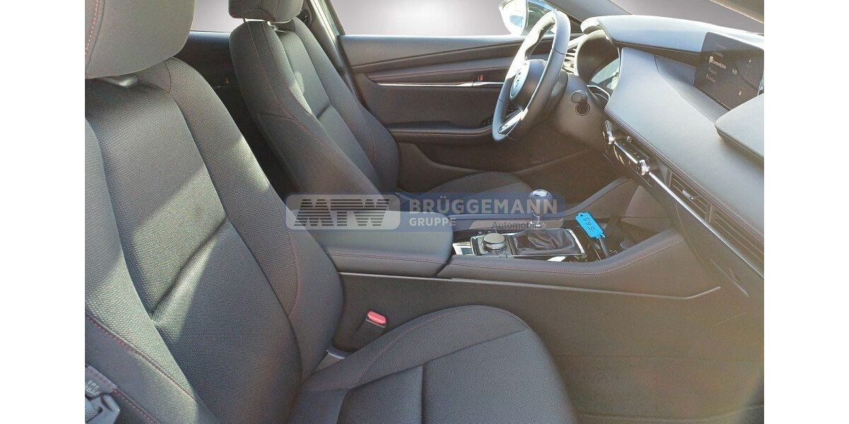Mazda 3 4.000 km 22.980 &euro; Düsseldorf 40599