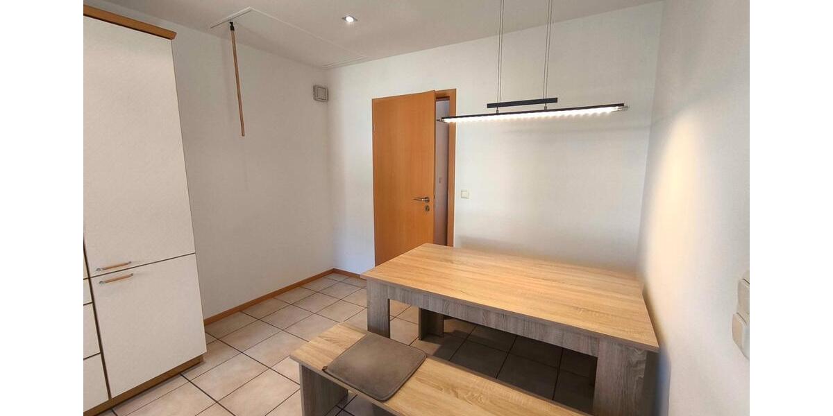Dachgeschoßwohnung Nettetal - 3 Zimmer, 89 m&sup2;, 875&euro; | Angebot:26021734