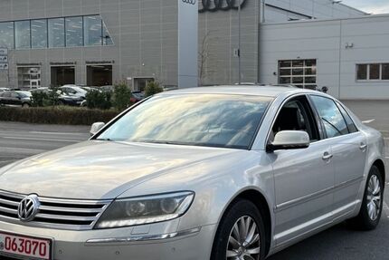 VW Phaeton 200.295 km 5.900 &euro; Düsseldorf 40233