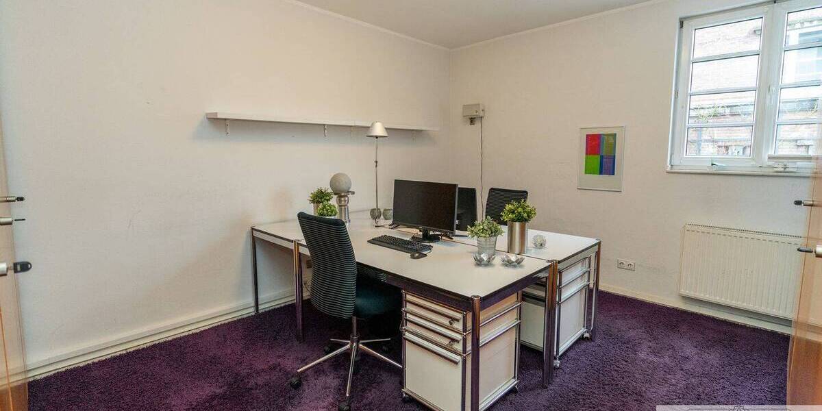 Mehrfamilienhaus, Wohnhaus Düsseldorf Benrath Benrath - 1 Zimmer, 226 m&sup2;, 3.000&euro; | Angebot:26687558