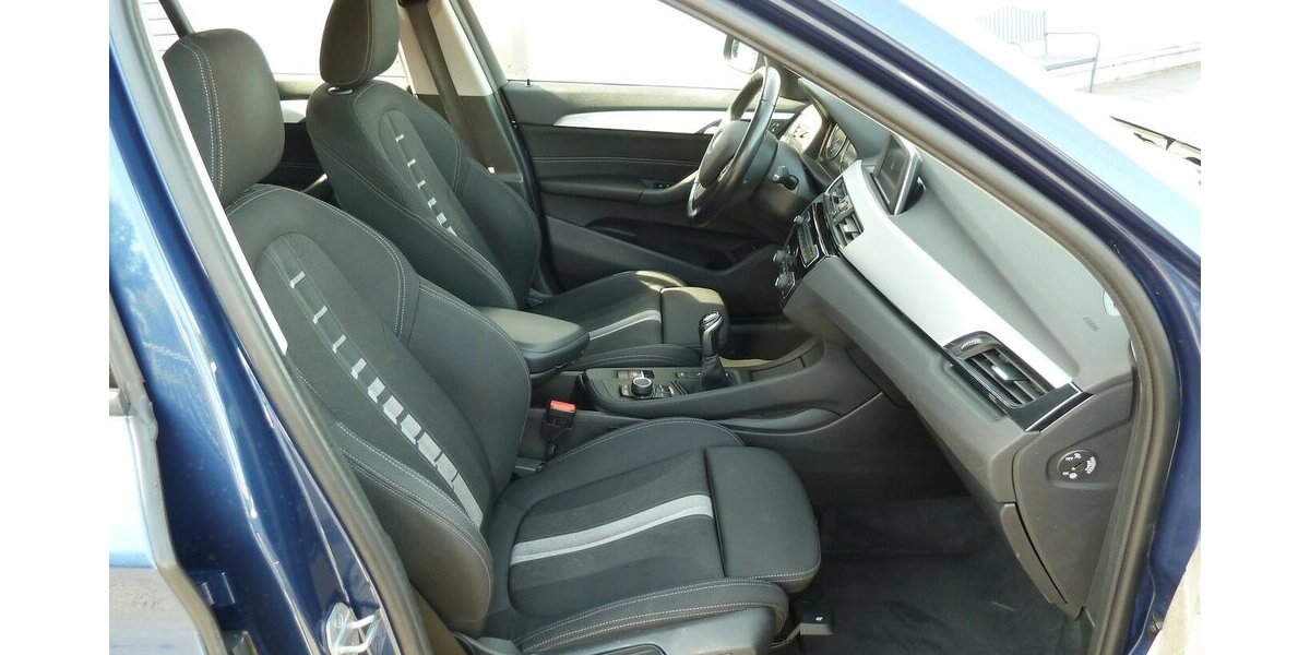 BMW X1 18 D X drive Avantage Sportsitzei AHK PDC DAB 188.000 km 14.900 &euro; Ratingen 40885