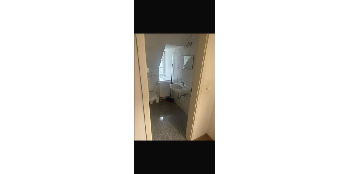 Dachgeschoßwohnung Neukirchen-Vluyn Vluyn - 2 Zimmer, 64 m&sup2;, 750&euro; | Angebot:25920081