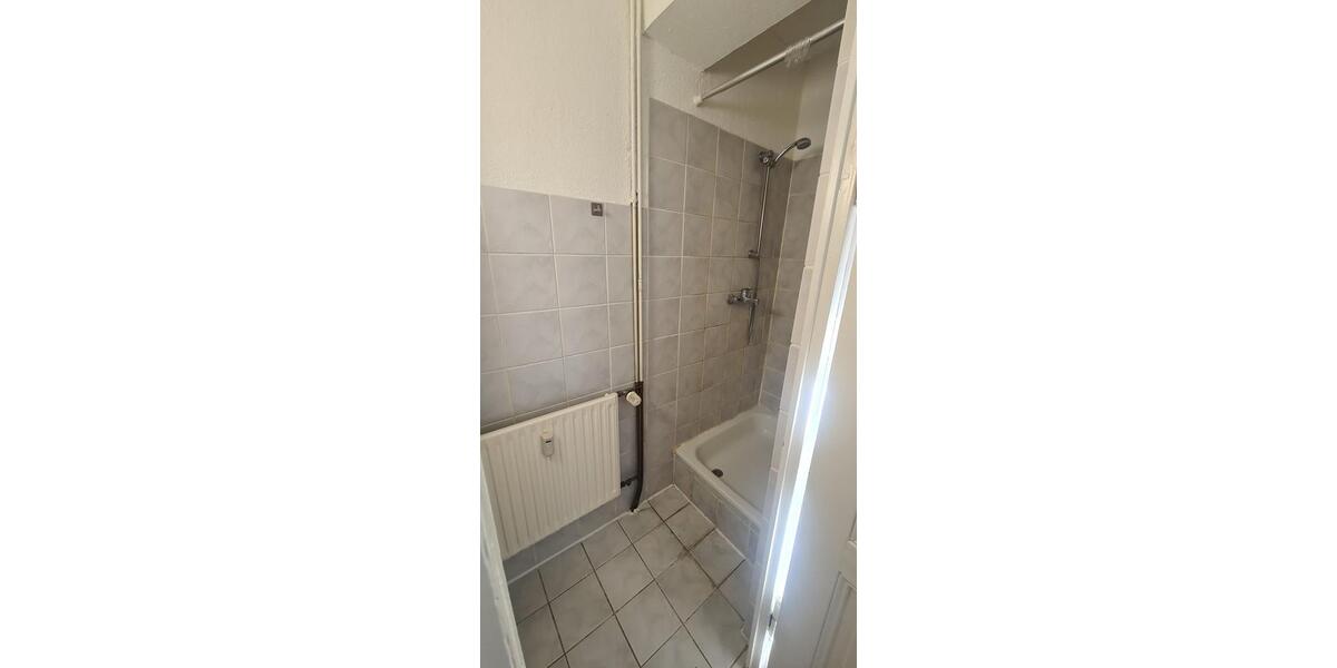 Etagenwohnung Duisburg Duisburg-Mitte - 2 Zimmer, 35 m&sup2;, 300&euro; | Angebot:25152742