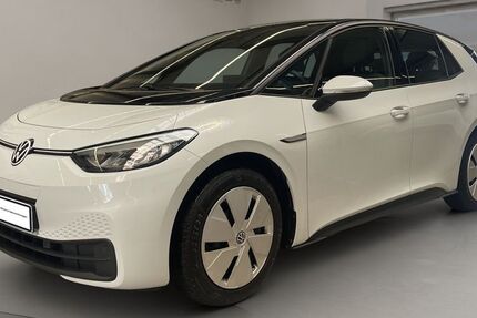VW ID.3 10.466 km 19.879 &euro; Krefeld 47805