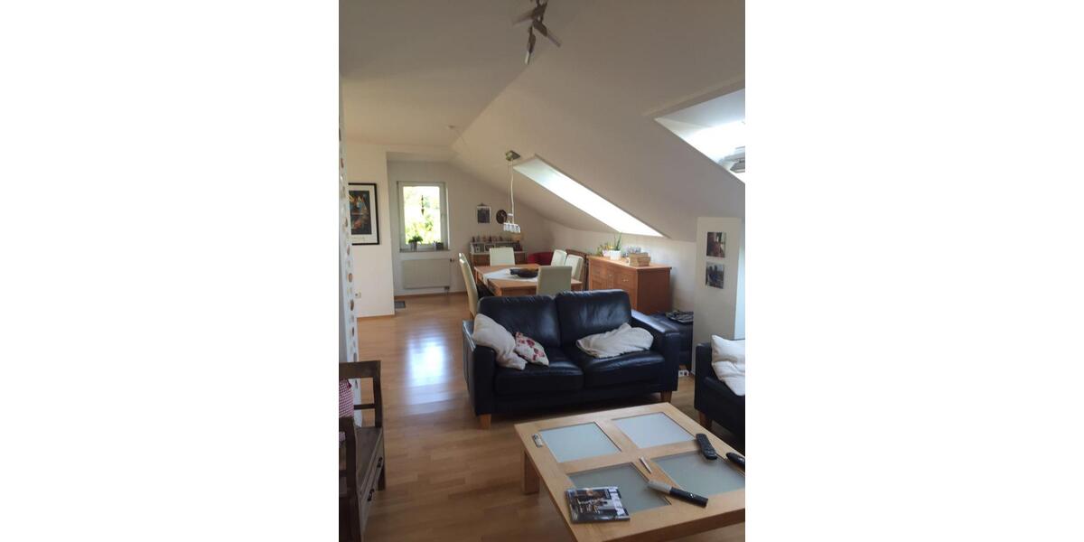 Dachgeschoßwohnung Wegberg - 3 Zimmer, 80 m&sup2;, 580&euro; | Angebot:25990055