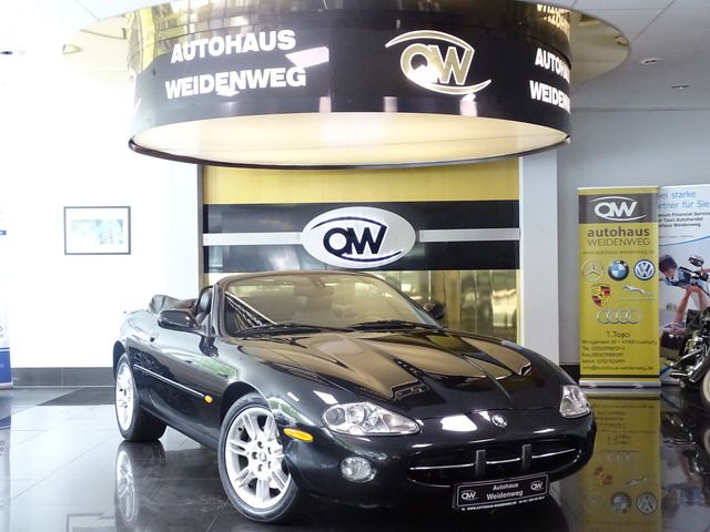 Jaguar XK8 114.909 km 17.950 &euro; Duisburg 47058