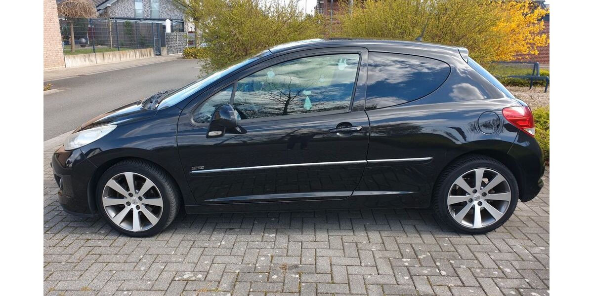 Peugeot 207 258.267 km 1.950 &euro; Erkelenz 41812