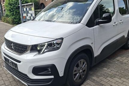 Peugeot Rifter 144.000 km 12.600 &euro; Mülheim an der Ruhr 45473
