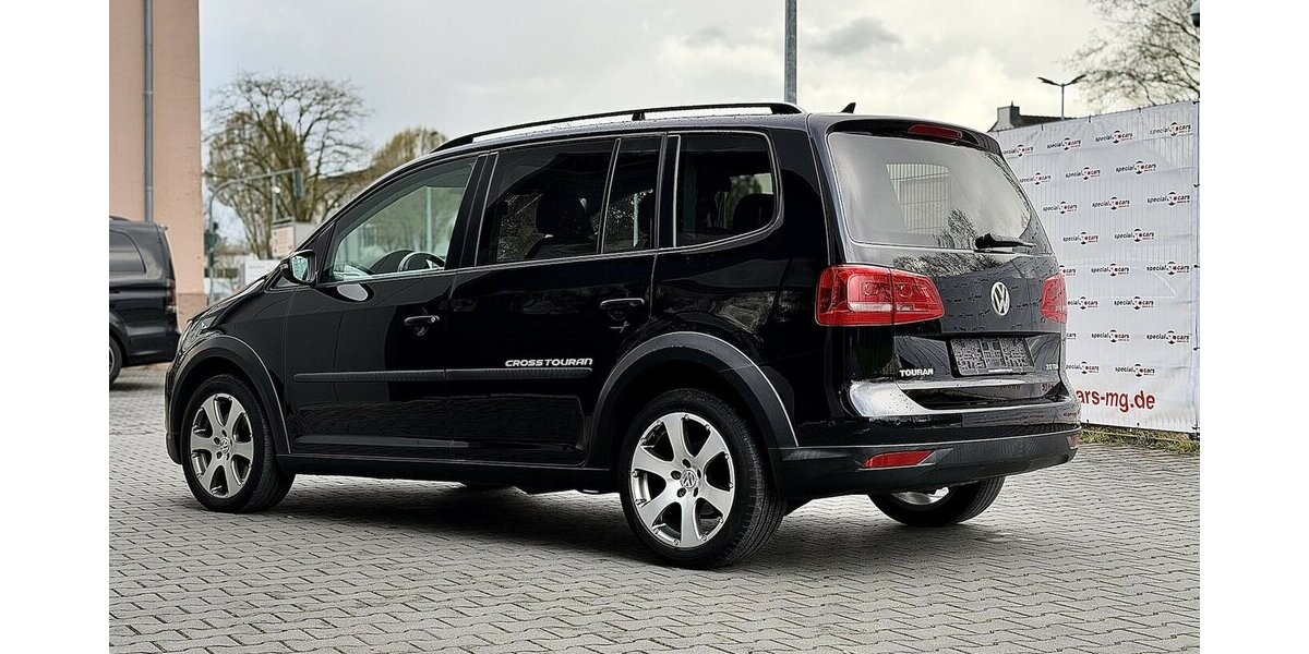 VW Touran Cross / 2,0 TDI / 170 PS / PANO / 7 Sitze 185.000 km 12.790 &euro; Mönchengladbach 41066