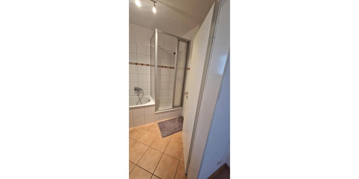 Etagenwohnung Krefeld Hüls - 2 Zimmer, 62 m&sup2;, 500&euro; | Angebot:26648935