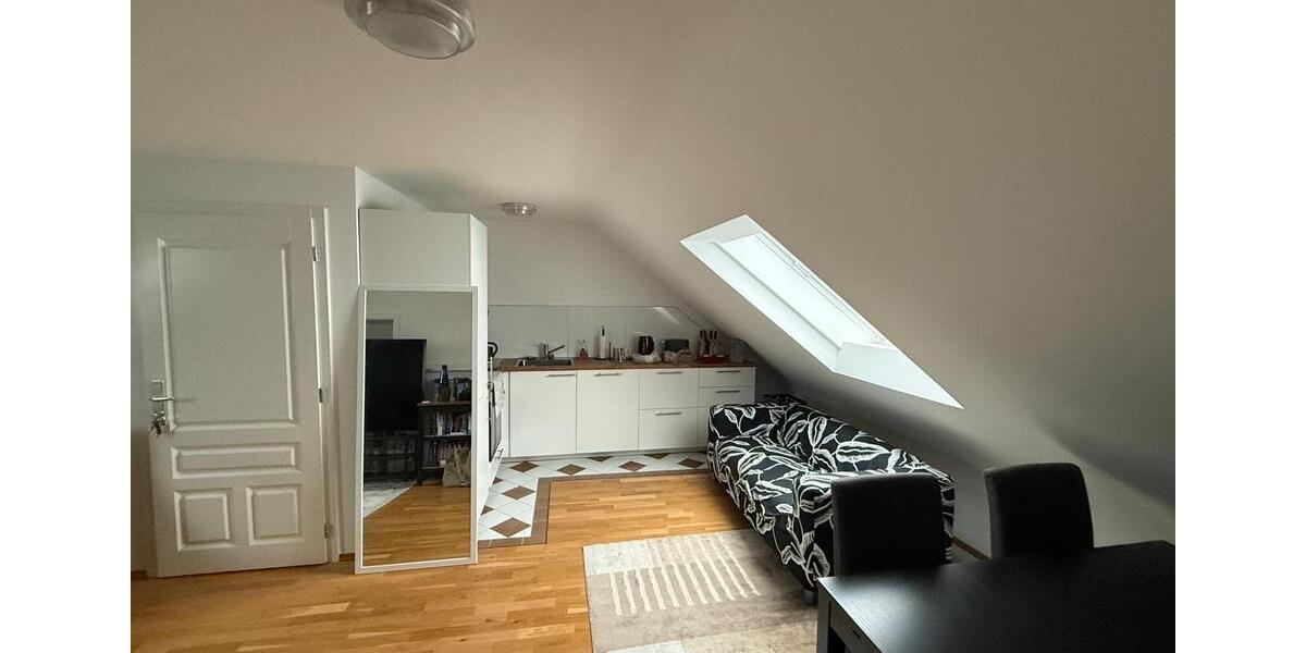 Dachgeschoßwohnung Mönchengladbach Nord - 2 Zimmer, 49 m&sup2;, 520&euro; | Angebot:24473985