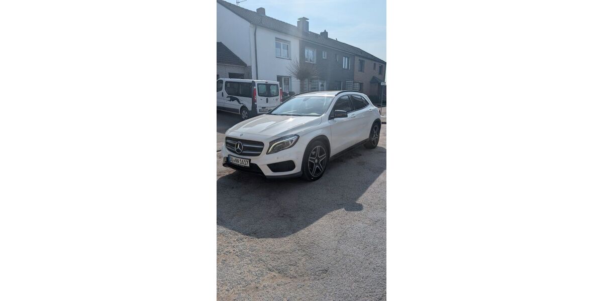 Mercedes-Benz GLA 220 162.000 km 15.800 &euro; Duisburg 47139