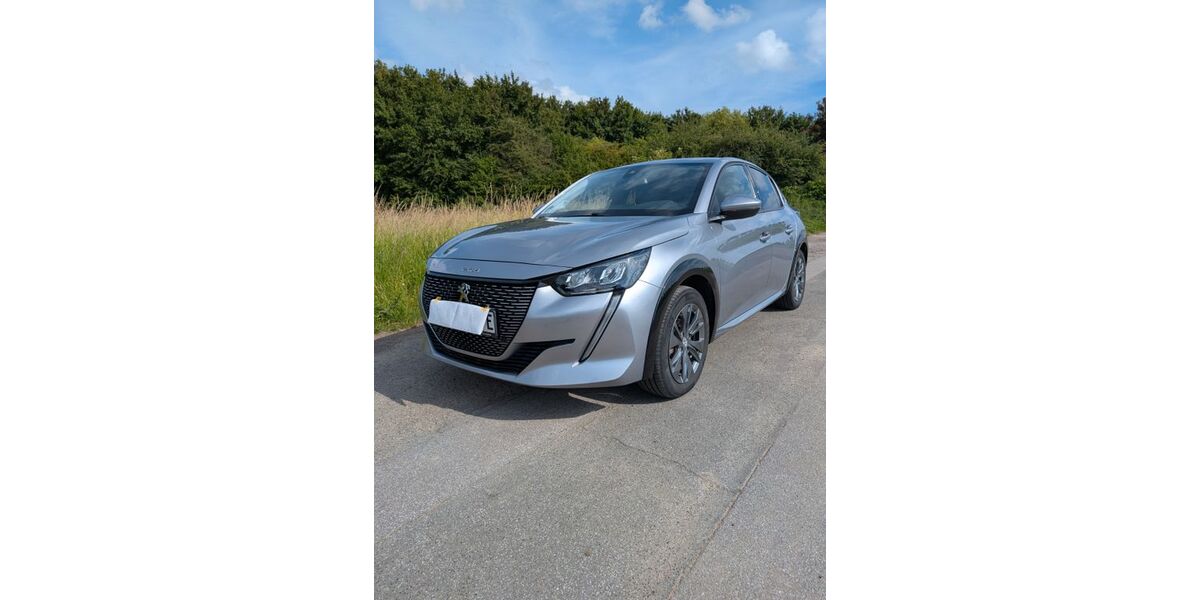 Peugeot 208 34.000 km 16.600 &euro; Neuss 41470