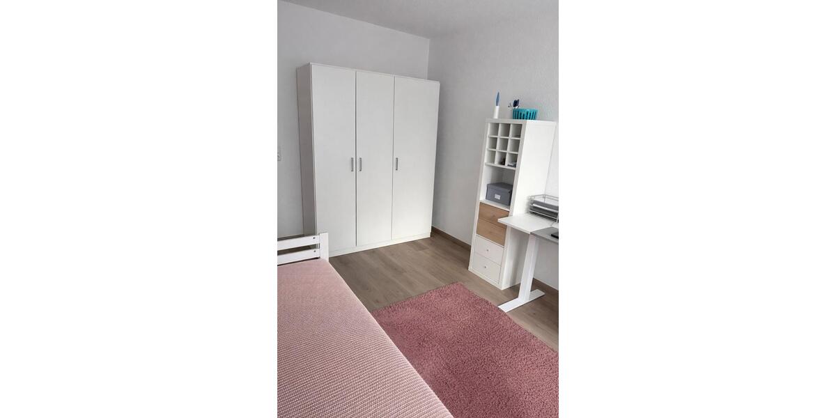 Dachgeschoßwohnung Neuss Allerheiligen - 3 Zimmer, 76 m&sup2;, 260.000&euro; | Angebot:27070841