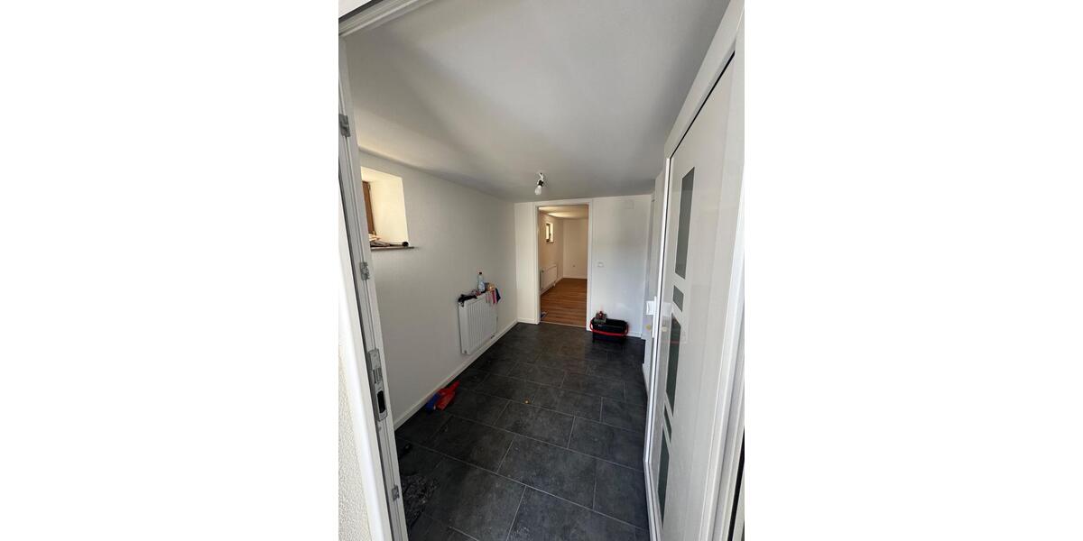 Etagenwohnung Düsseldorf Niederkassel - 4 Zimmer, 106 m&sup2;, 950&euro; | Angebot:26608721