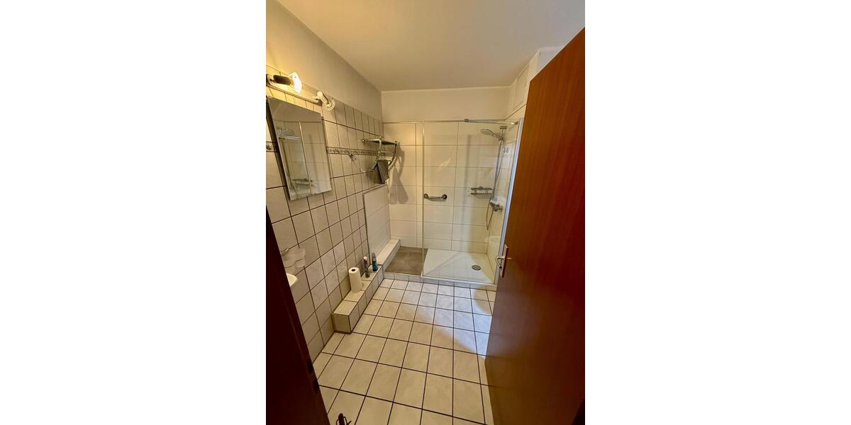 Reihenhaus Mönchengladbach Nord - 5.5 Zimmer, 110 m&sup2;, 350.000&euro; | Angebot:25396506