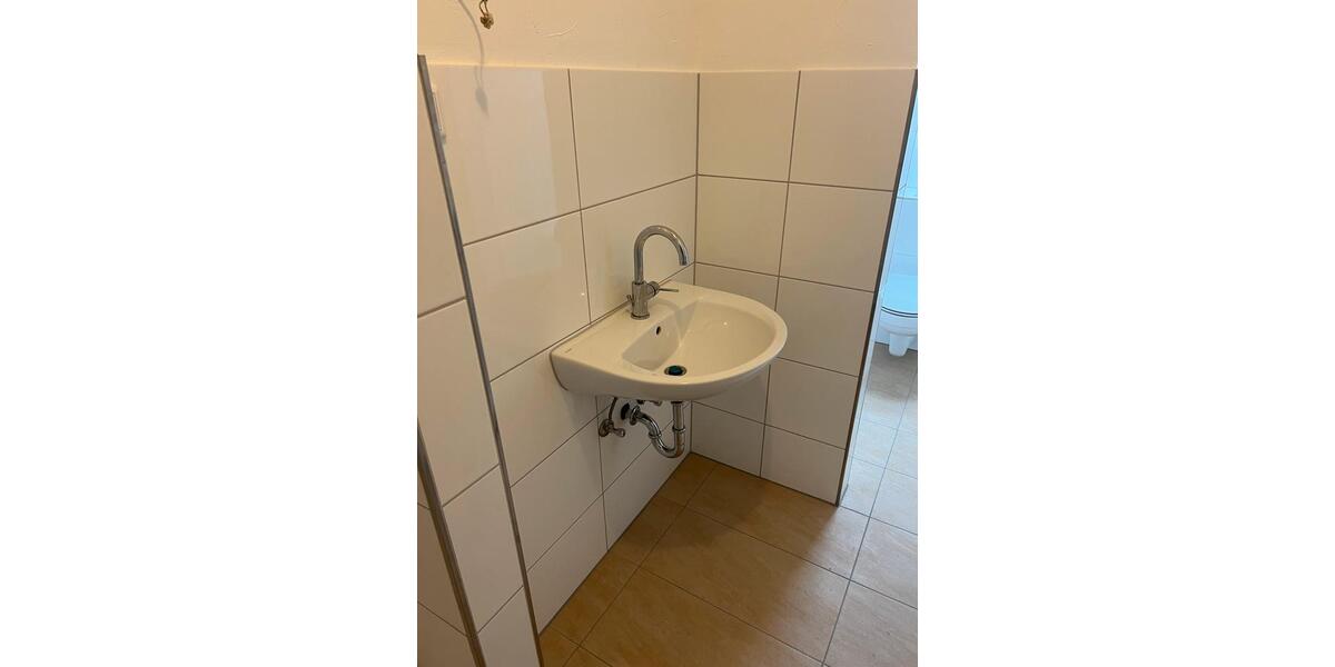 Dachgeschoßwohnung Duisburg - 1 Zimmer, 46 m&sup2;, 580&euro; | Angebot:25904665