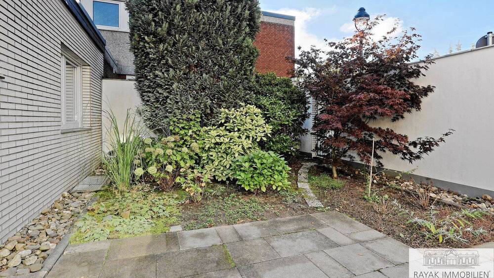 Einfamilienhaus Düsseldorf Hassels Hassels - 1 Zimmer, 266 m&sup2;, 849.000&euro; | Angebot:26018439