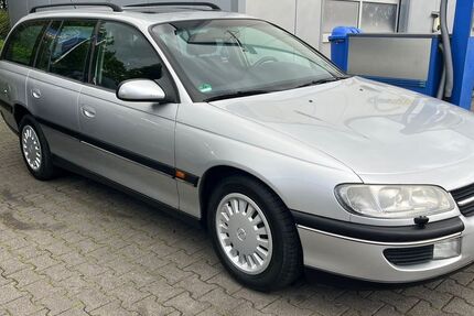 Opel Omega 151.000 km 3.300 &euro; Mülheim 45372