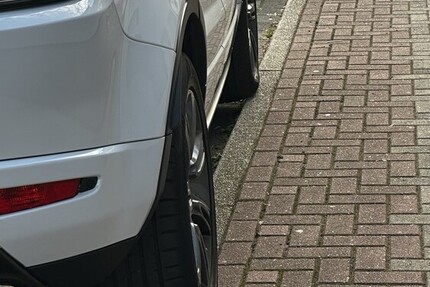 Land Rover Range Rover Evoque 120.000 km 14.000 &euro; Moers 47441