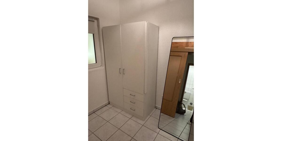 Etagenwohnung Duisburg Huckingen - 2 Zimmer, 40 m&sup2;, 720&euro; | Angebot:25834698
