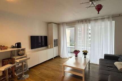 Wohnung Mönchengladbach Süd - 2 Zimmer, 57 m&sup2;, 650&euro; | Angebot:26096851