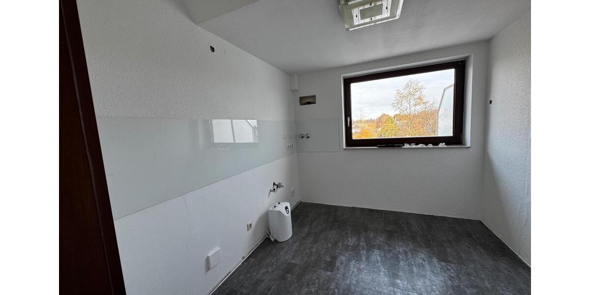 Dachgeschoßwohnung Mönchengladbach Nord - 3 Zimmer, 92 m&sup2;, 930&euro; | Angebot:25865901