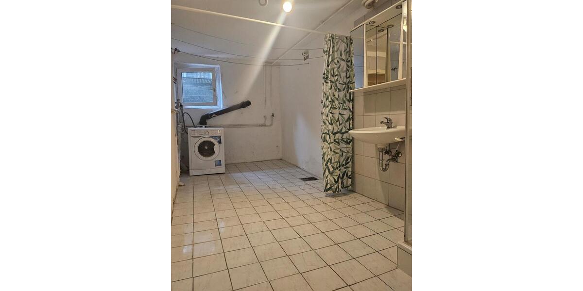 Etagenwohnung Düsseldorf Stadtbezirk 5 - 2 Zimmer, 61 m&sup2;, 950&euro; | Angebot:24522723