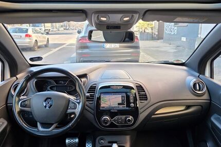 Renault Captur 220.000 km 8.999 &euro; Düsseldorf 40489