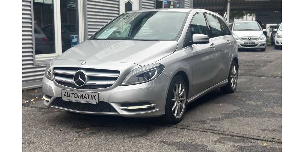 Mercedes-Benz B 180 110.170 km 11.990 &euro; Krefeld 47809