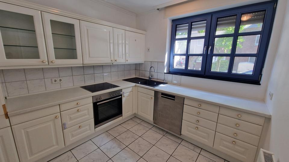 Einfamilienhaus Duisburg Rheinhausen - 5 Zimmer, 152 m&sup2;, 1.500&euro; | Angebot:26531305