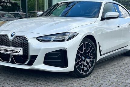 BMW i4 28.314 km 51.550 &euro; Mülheim 45472