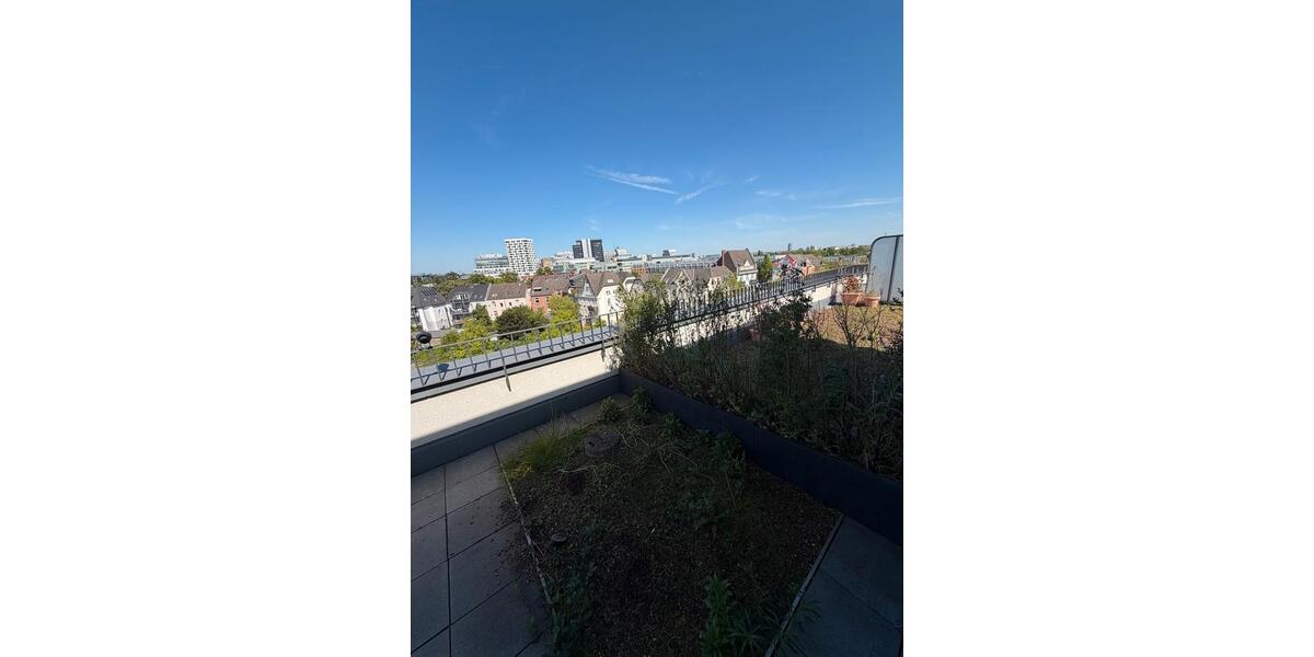 Einfamilienhaus Düsseldorf Heerdt - 3.5 Zimmer, 180 m&sup2;, 3.850&euro; | Angebot:26523209