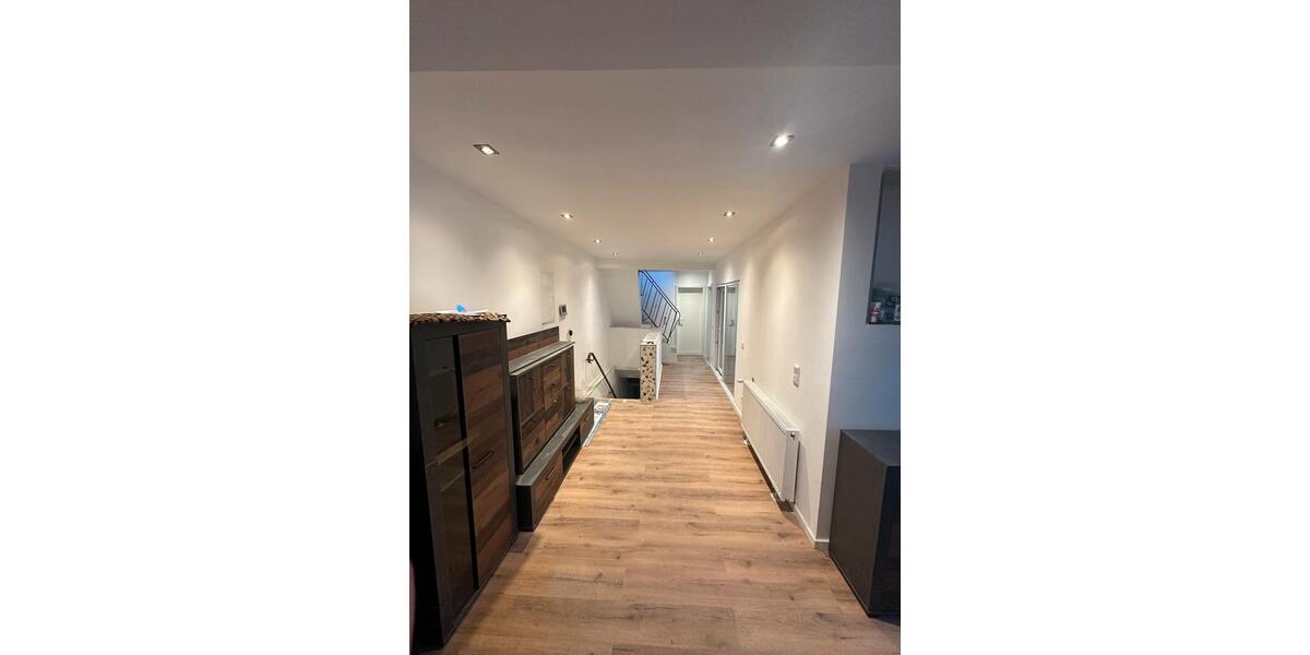 Maisonettenwohnung Meerbusch - 4 Zimmer, 120 m&sup2;, 1.980&euro; | Angebot:25271175