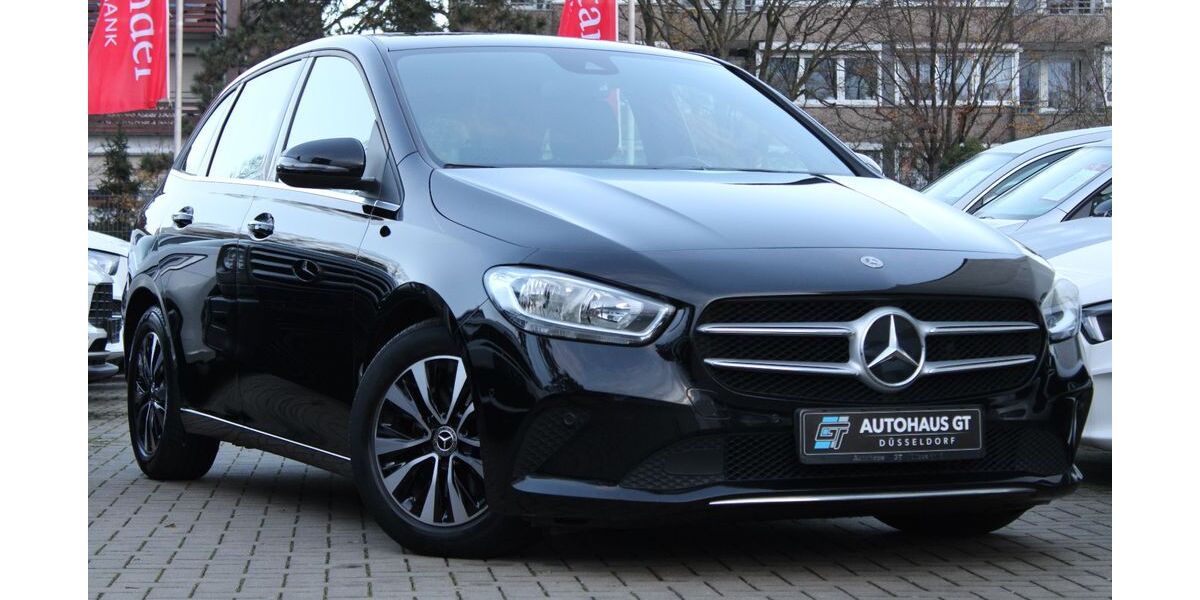 Mercedes-Benz B 180 79.916 km 21.999 &euro; Düsseldorf 40625