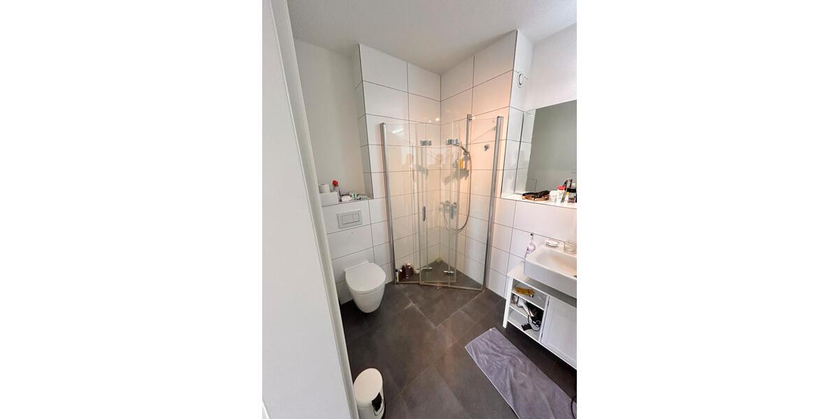 Einfamilienhaus Düsseldorf Oberbilk - 2 Zimmer, 84 m&sup2;, 1.618&euro; | Angebot:27585622