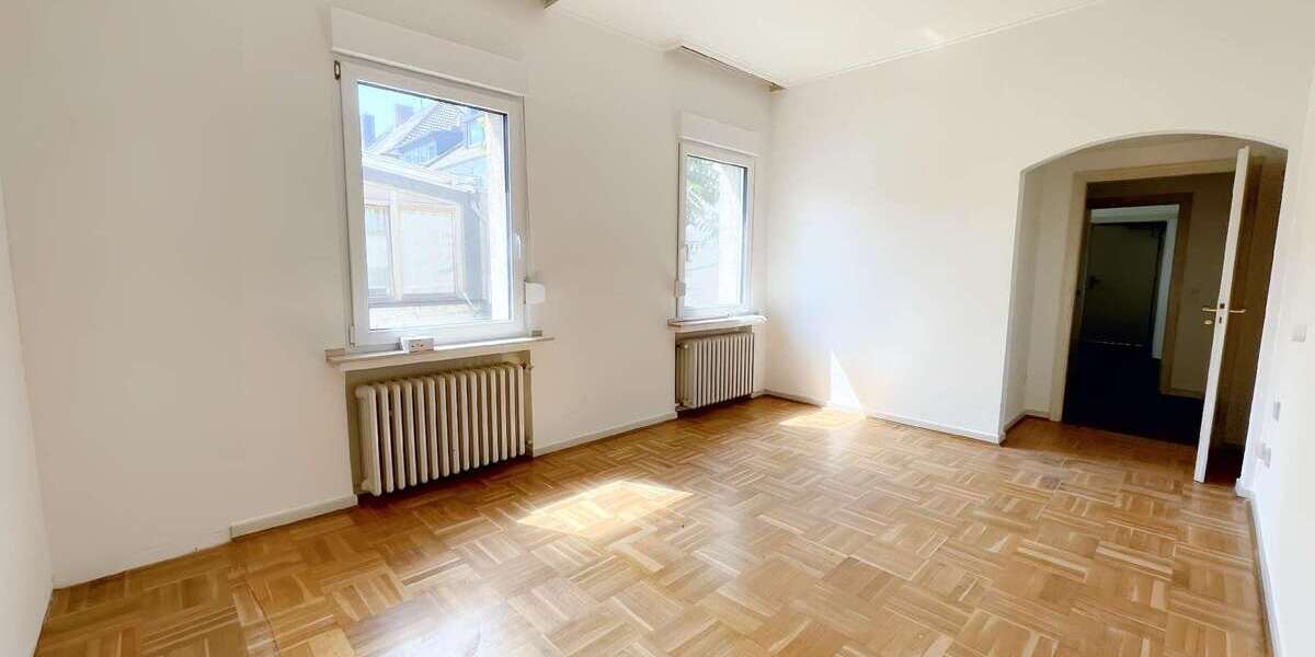 Etagenwohnung Krefeld - 3 Zimmer, 82 m&sup2;, 656&euro; | Angebot:25999376