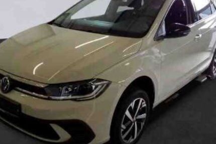 VW Polo 17.280 km 18.450 &euro; Duisburg 47178