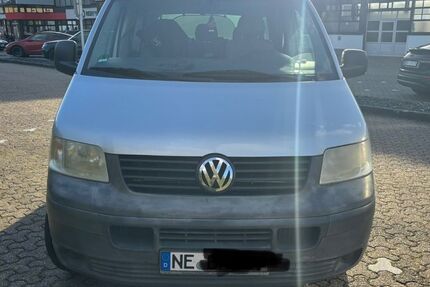 VW T5 Caravelle 354.000 km 5.600 &euro; Kaarst 41564