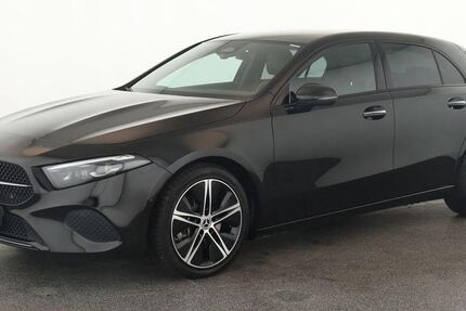 Mercedes-Benz A 250 31.800 km 33.084 &euro; Düsseldorf 40233