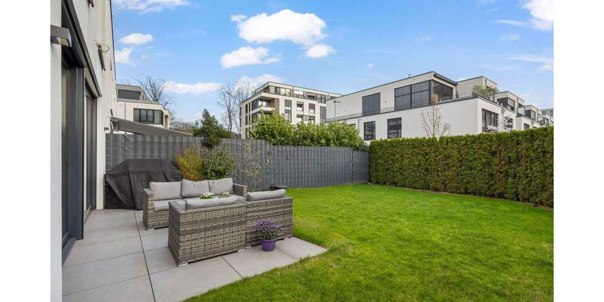 Einfamilienhaus Düsseldorf Mörsenbroich - 5 Zimmer, 221 m&sup2;, 1.990.000&euro; | Angebot:25929371