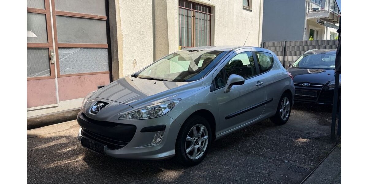 Peugeot 308 87.000 km 2.990 &euro; Mülheim an der ruhr 45475