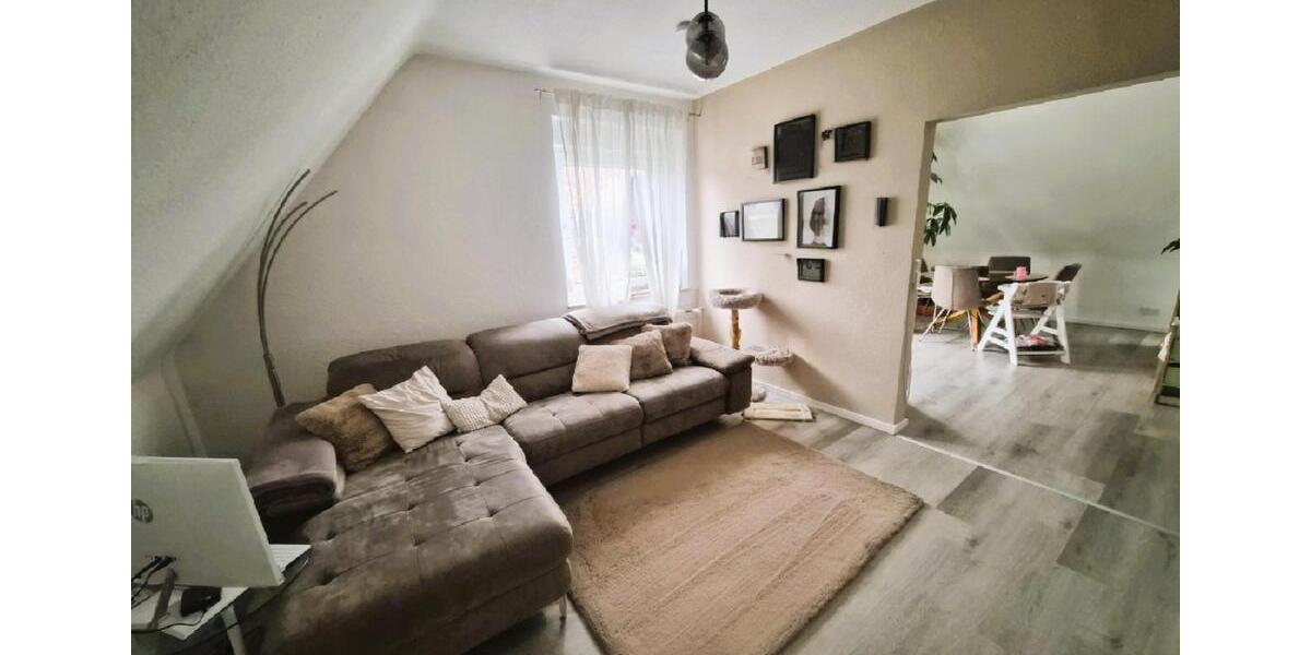 Etagenwohnung Moers Rheinkamp - 3 Zimmer, 81 m&sup2;, 700&euro; | Angebot:25874674